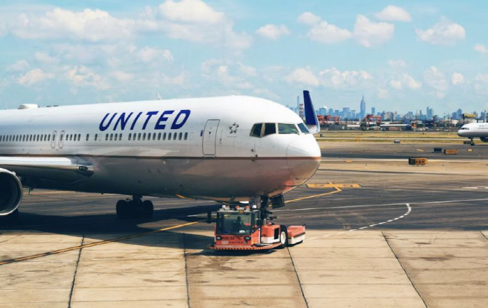 객실 노트북, 화물칸으로 떨어져…비행기 이륙 1시간 만에 회항