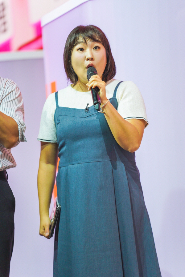 이수지, 부캐가 대체 몇 개야...이번엔 '연애 성공녀' "나 연애 잘해…