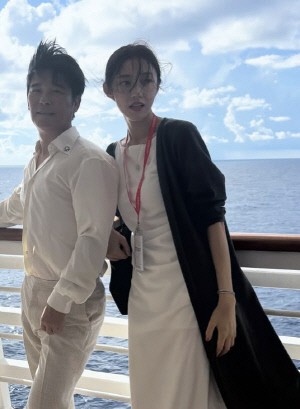 '임창정♥' 서하얀, 176cm·53kg 뼈말라 이유 있었네 