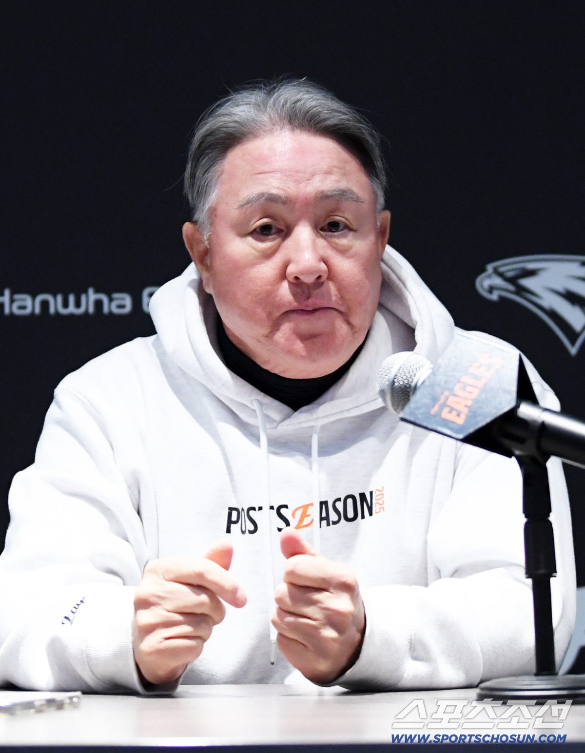 [포토] 김경문 감독 '총력전'