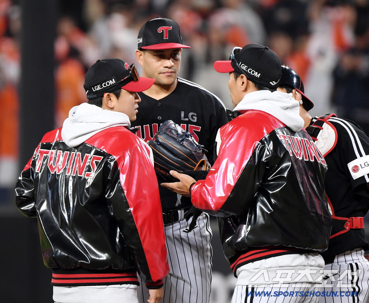 "내 커리어 처음 보는 경기였다" 외국인도 감동한 역대급 대역전극 → "…