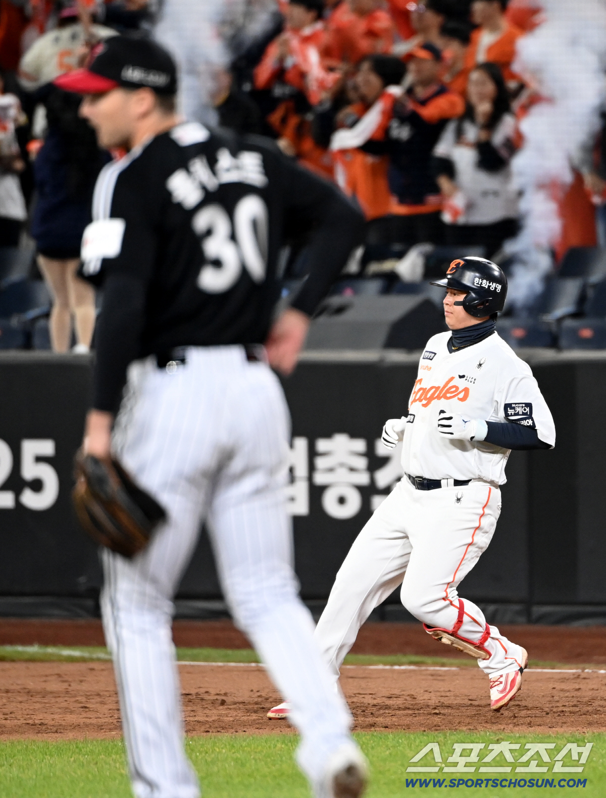 [포토] 노시환, 2회 선두타자 안타