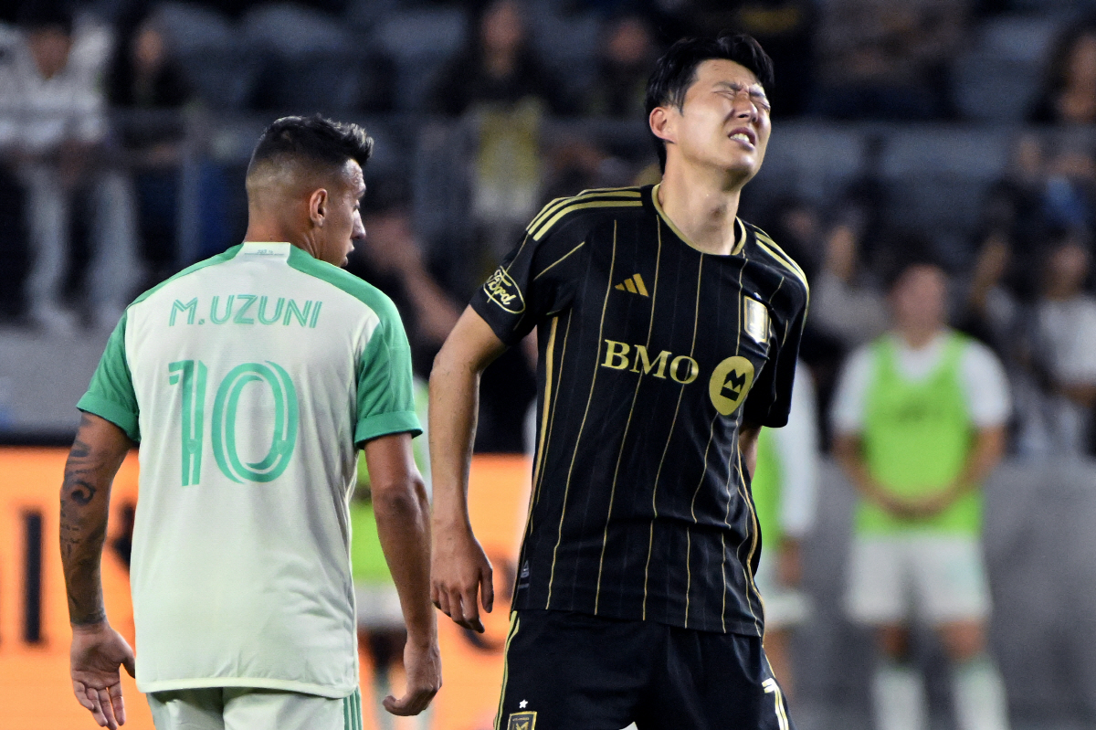 '손흥민한테 그냥 들이박아!' 괴상 전략에 분노한 LAFC 감독 "황당하…