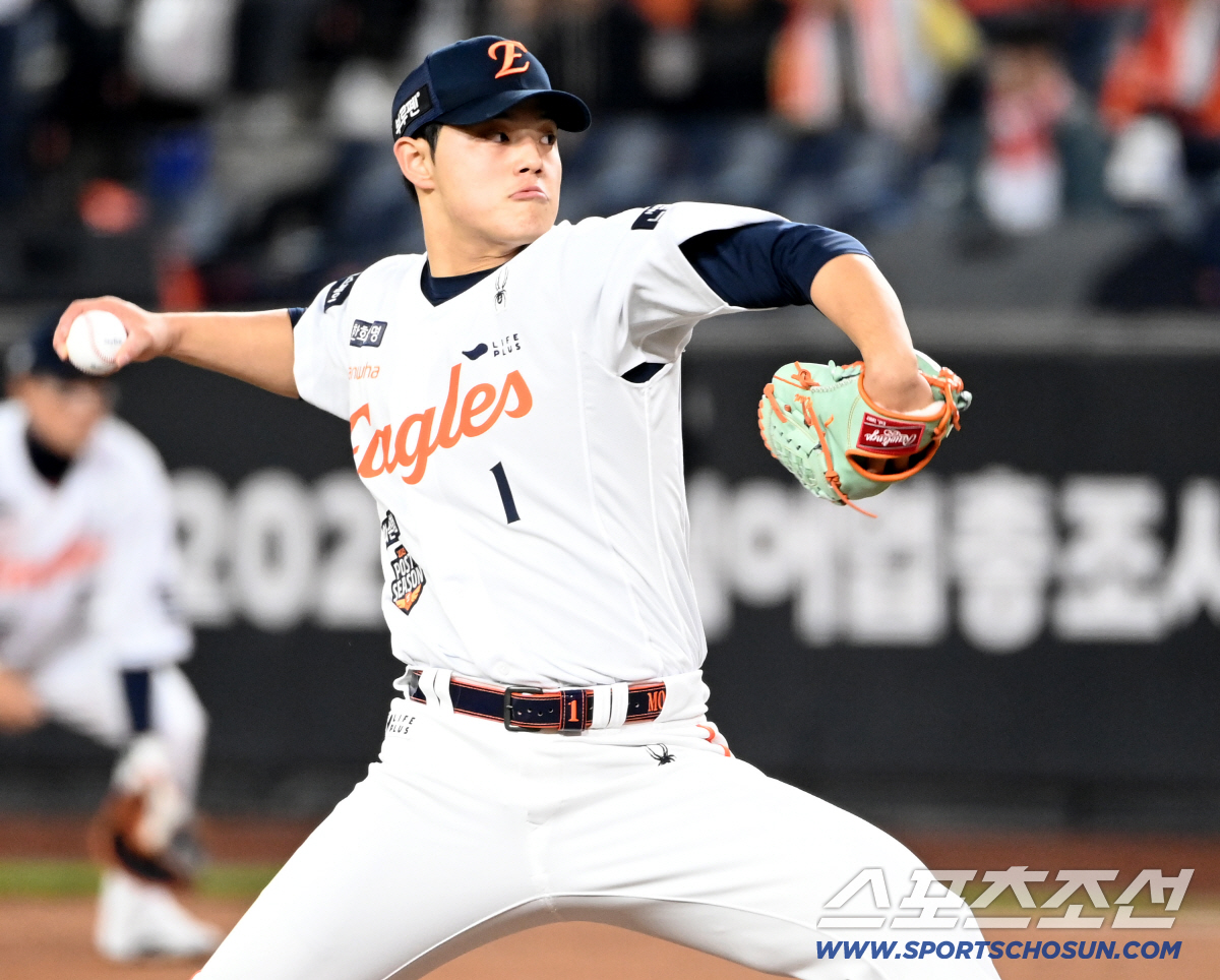 '2025 최강팀은 LG 트윈스' 4승1패 징검다리 우승, V4 완성. …