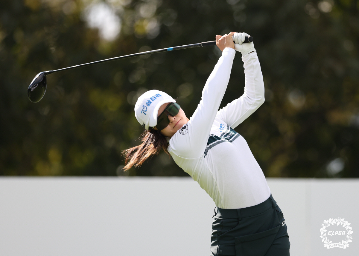 컷 탈락하고 뭐했나 했더니… 이것이 '전화위복' 고지원, 2R 선두, 삼…