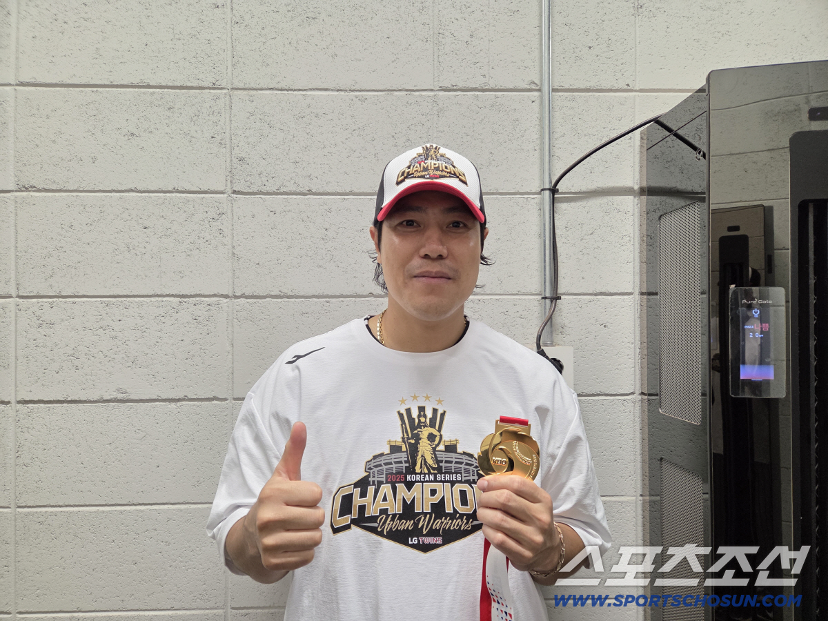 방출 → LG 헐값 계약 → 우승 또 우승! '진정한 헌신좌' 이제야 전…