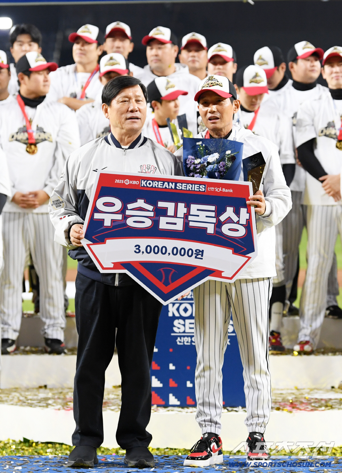 'NO 3연투'로 우승한 21세기 최초의 감독 → 역대 최고의 '관리자'…