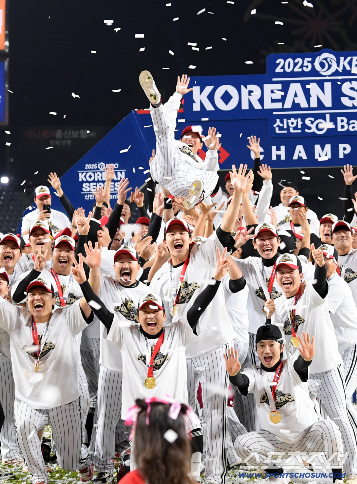 'NO 3연투'로 우승한 21세기 최초의 감독 → 역대 최고의 '관리자'…