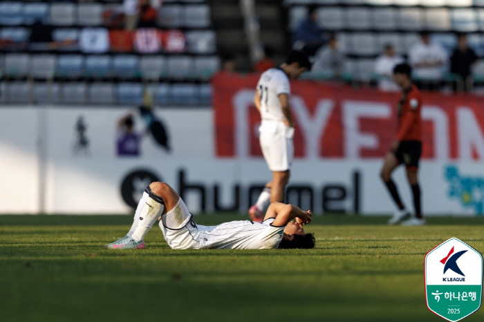 [K리그2 리뷰]"K리그1 떨고있니" 공룡 수원 삼성, 충북청주전 2-0…