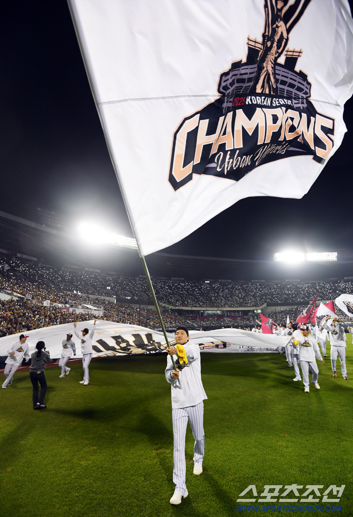 [포토] 우승 주장 박해민 '멋지게 등장'