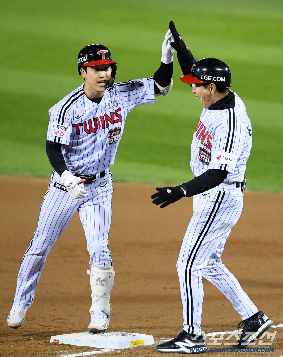 한국시리즈 우승했는데 이율예 장군님 잊지 않은 구본혁. "DM? 마무리캠…