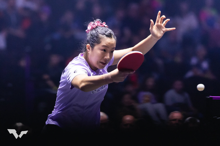 "유빈!유빈!몽펠리에의 응원" 만리장성 또 넘은 신유빈,'세계8위'첸이 …