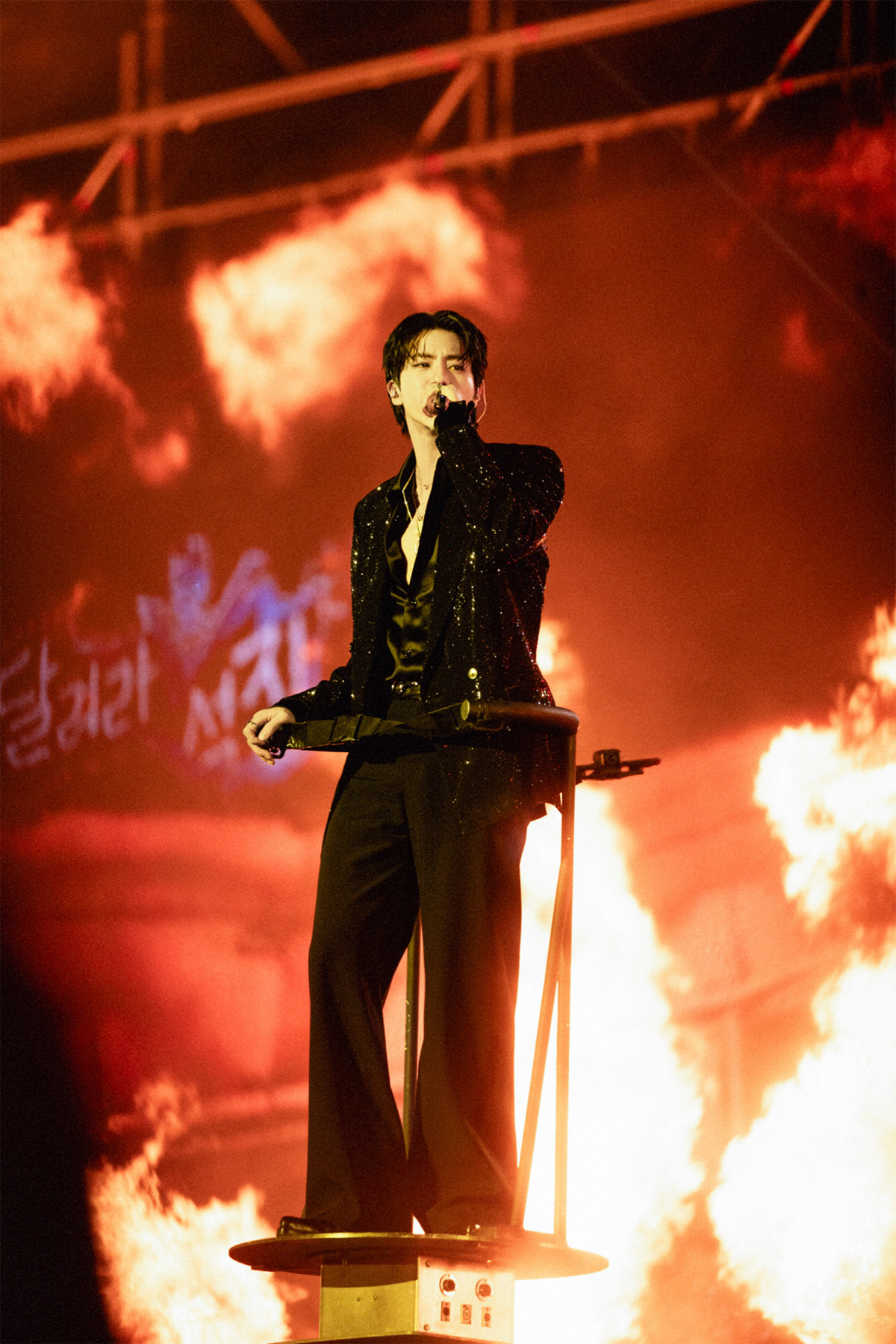 BTS 진, 앙코르 팬콘서트 피날레…제이홉·지민·뷔·정국 지원사격, 완전…