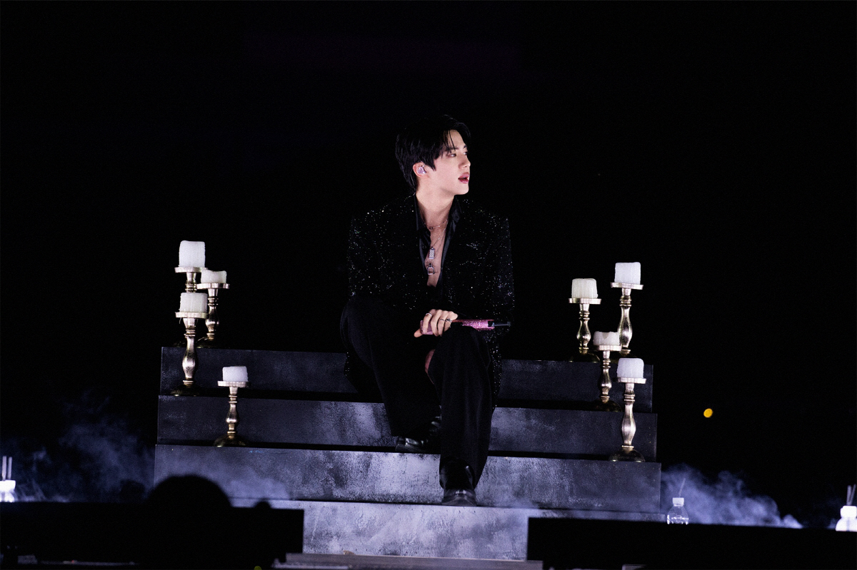 BTS 진, 앙코르 팬콘서트 피날레…제이홉·지민·뷔·정국 지원사격, 완전…