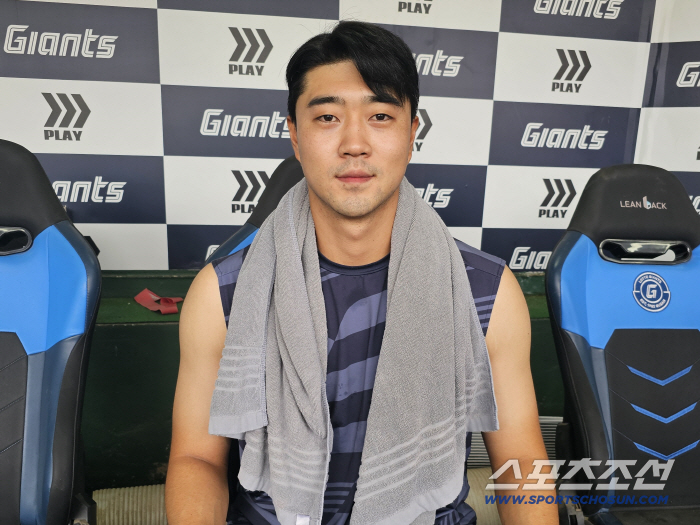 '160km' 벽도 넘었다. 은퇴 각오했던 1m97 거인의 대반전…윤성빈이 돌아본 1년 "내 몸은 지금 전성기, 내년엔 반드시!" [인터뷰]