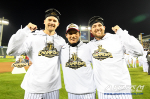 톨허스트 1차전, 1점차에 추격조 투입. 한국시리즈라고 그냥 총력전이 아니었던 염갈량의 전략[LG 우승]