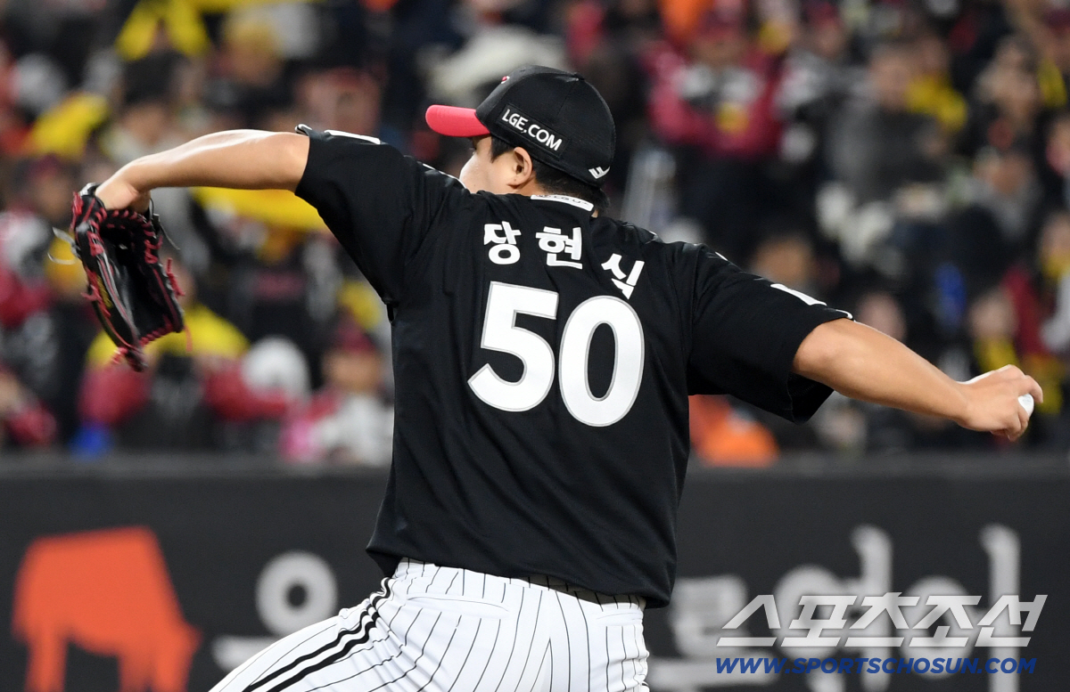 톨허스트 1차전, 1점차에 추격조 투입. 한국시리즈라고 그냥 총력전이 아…