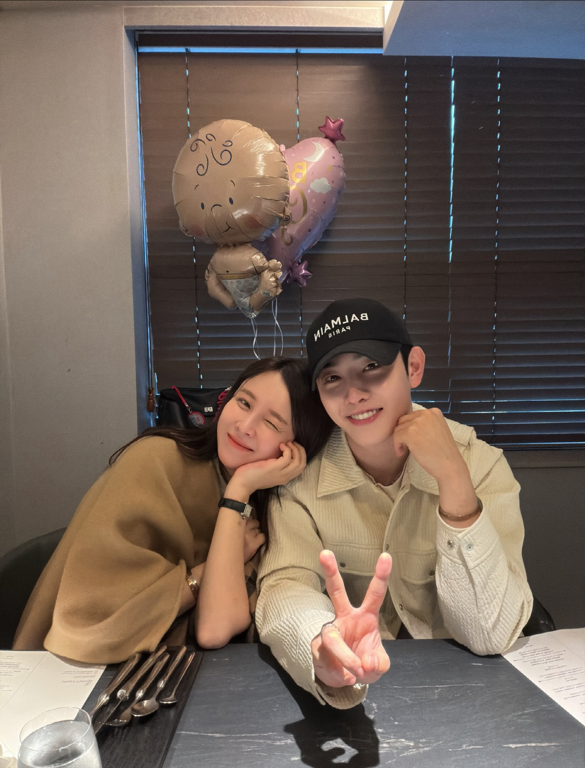 '임신 22주' 은가은, 통통해진 얼굴 자랑…♥박현호와 고급 레스토랑 데…