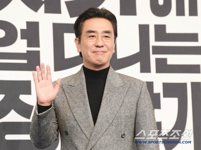 3.2% '김부장 이야기' 류승룡, 위기 벗어나려 발버둥..승진 누락 피…