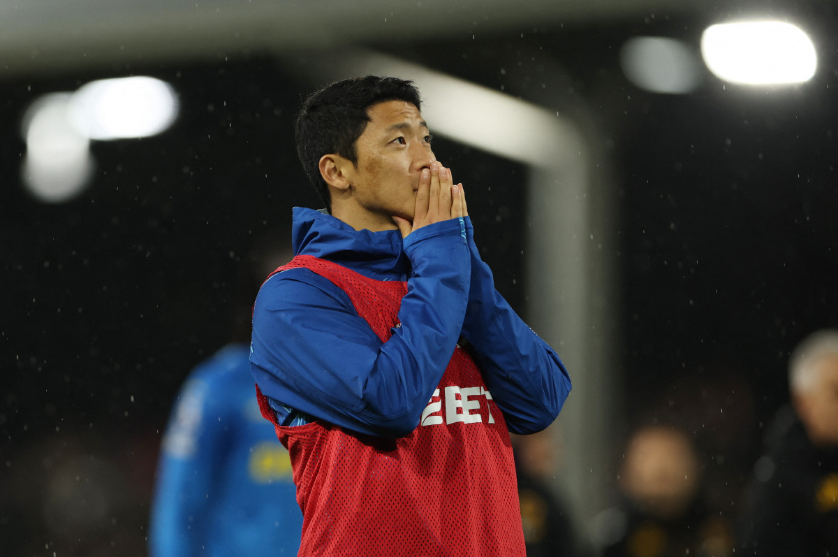 '희찬아 넌 잘 살아남아라' 최악 부진 울버햄튼, 결국 페레이라 감독 경…