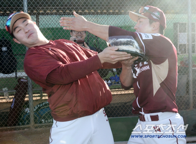 '세월무상' 애처로운 두 전설의 현실, 친정팀 '전격 컴백' 가능성은 없…