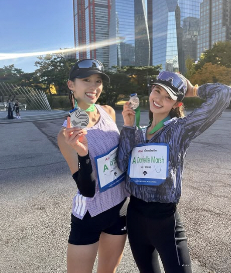 뉴진스 다니엘, 어도어에 패소 후 첫 근황…살 빠진채 밝게 웃었다[SC이…