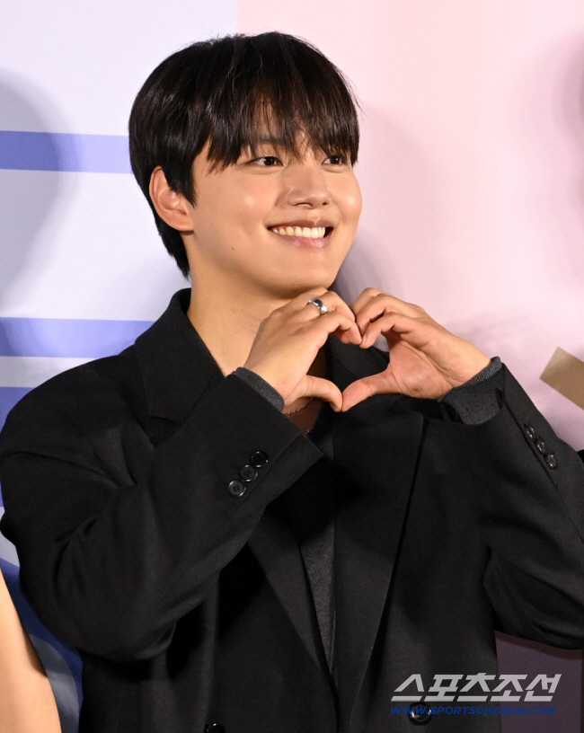 '벌크업' 여진구 카투사 입대한다..12월 15일 입소 "잠시 안녕"[공…