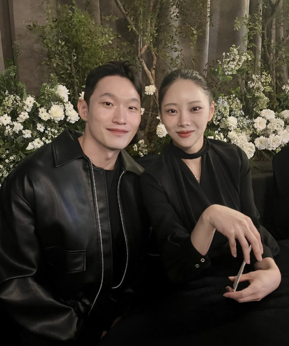 유현철♥10기 옥순, '이혼설' 종결 후 대놓고 럽스타 "예쁜 슬기 내 …