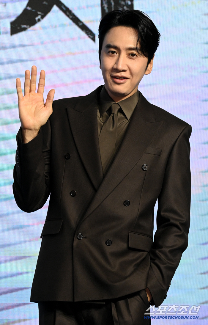 '조각도시' 이광수 "대본에 침뱉을 정도로 최악의 인물..짜증 포인트 전달 노력"