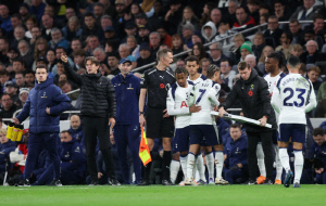 '英 BBC도 경악' 손흥민 없으니 '와르르' 무너진 기강...