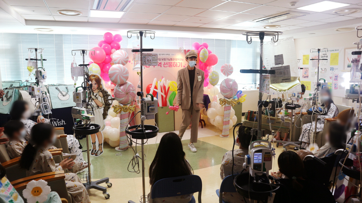 펄어비스, '검은사막' 유저들과 함께 성금 모아 난치병 환아 지원 프로그…