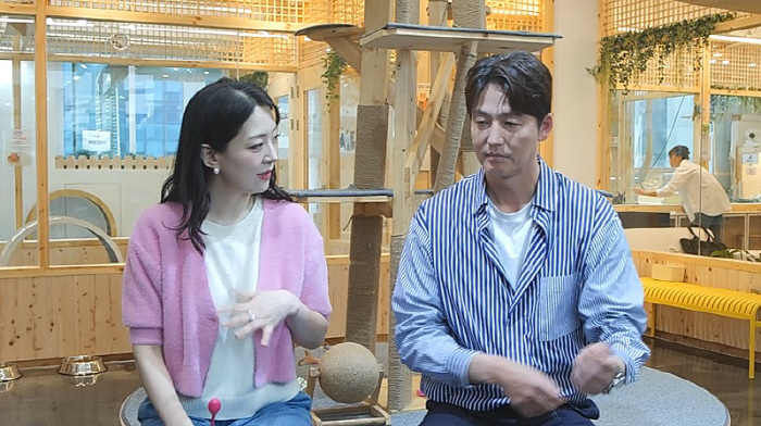 이정진, 고양이털 알러지有?→소개팅女와 고양이카페 데이트…"약물투혼 발휘…