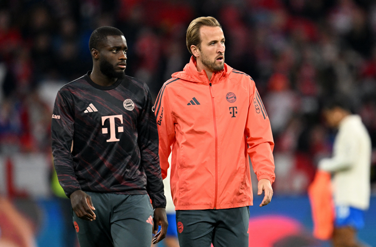 영국 독점! '김민재 초대박 희소식'→리버풀+첼시, 'DF 영입 경쟁' …