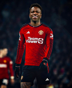 짜릿한 반전! '슈퍼스타 비니시우스' EPL행 현실화→'리버풀·맨시티·맨유' 오픈런 준비 박차…홀란과 맞교환 가능성도