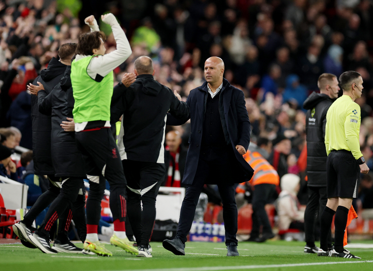 "루니, 그 입 다물어" 리버풀 리더십 저격, EPL 4연패 탈출 후 침…