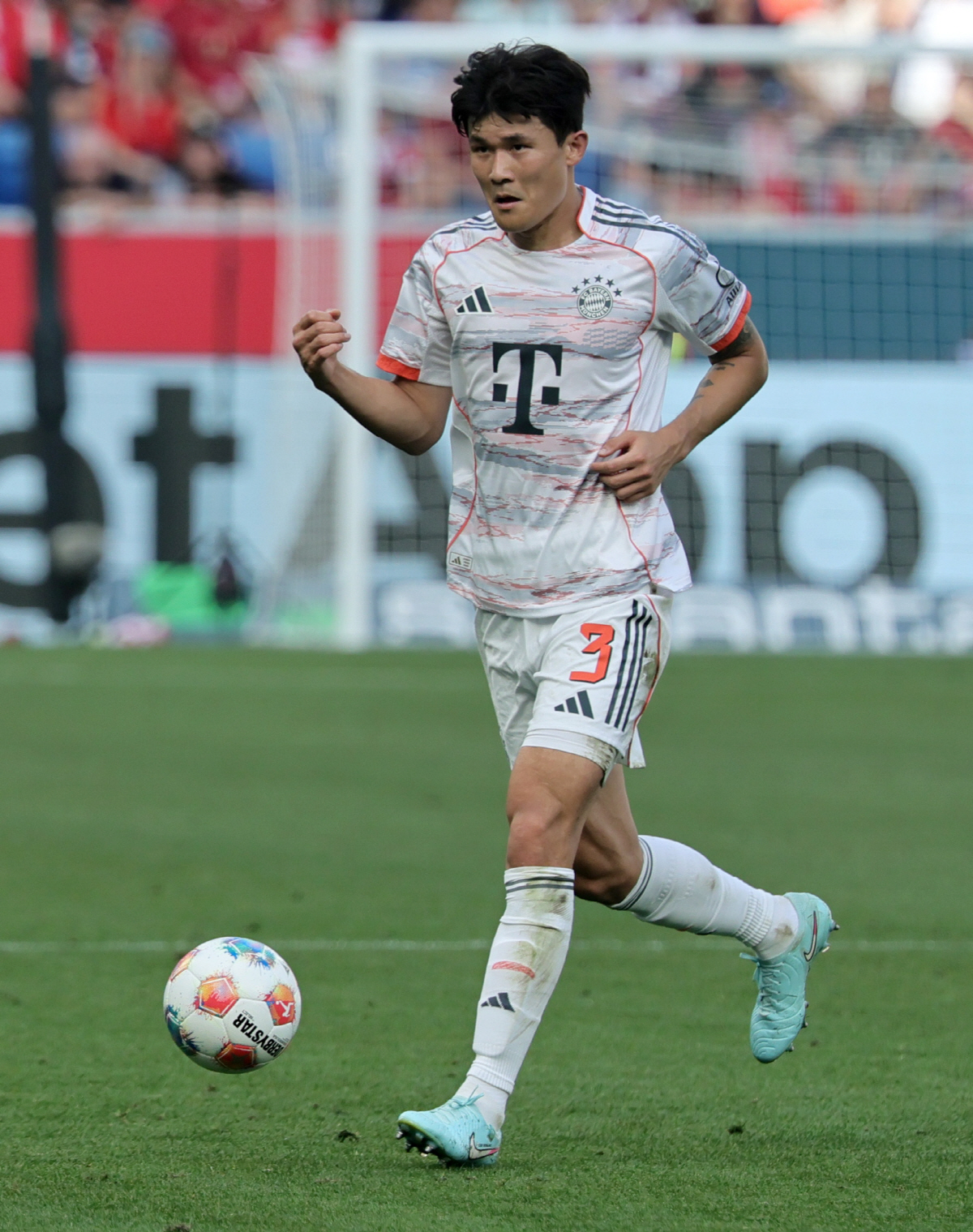 김민재 또 인생역전 이적설! '월클+세리에 베스트 수비수 신화' 만든 감…