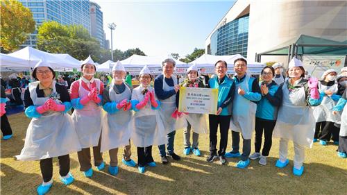 한국마사회, 과천 김장 축제에 1천만원 기부