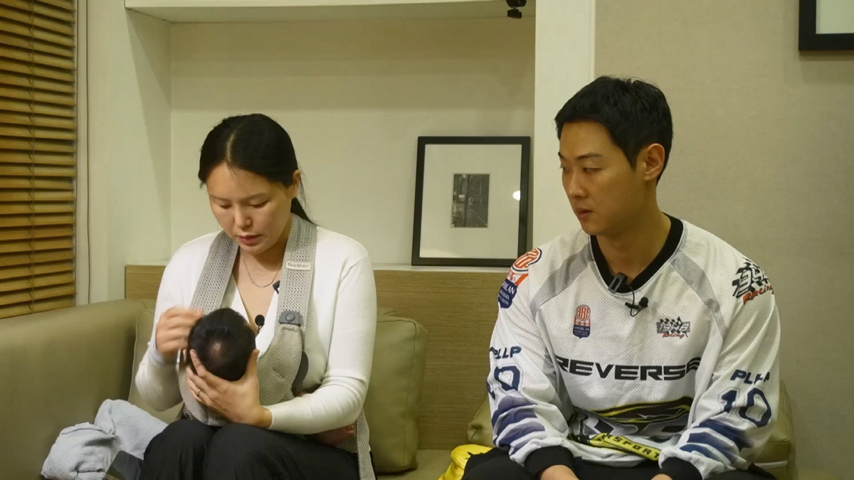 '김다예♥'박수홍, 벌써 둘째 준비하나…다섯 아이 자연임신父 손 '덥석'…