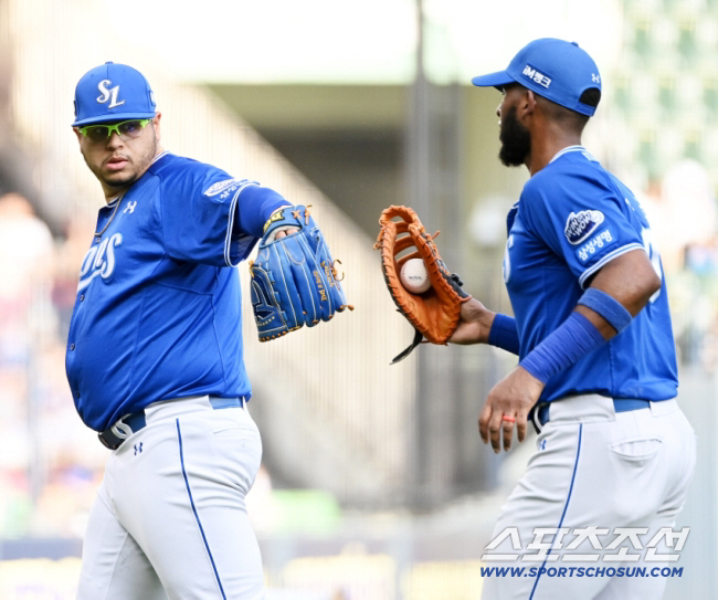 백번 양보해도 최소 25억부터 시작...돈은 정해져있고, 디아즈-후라도 …