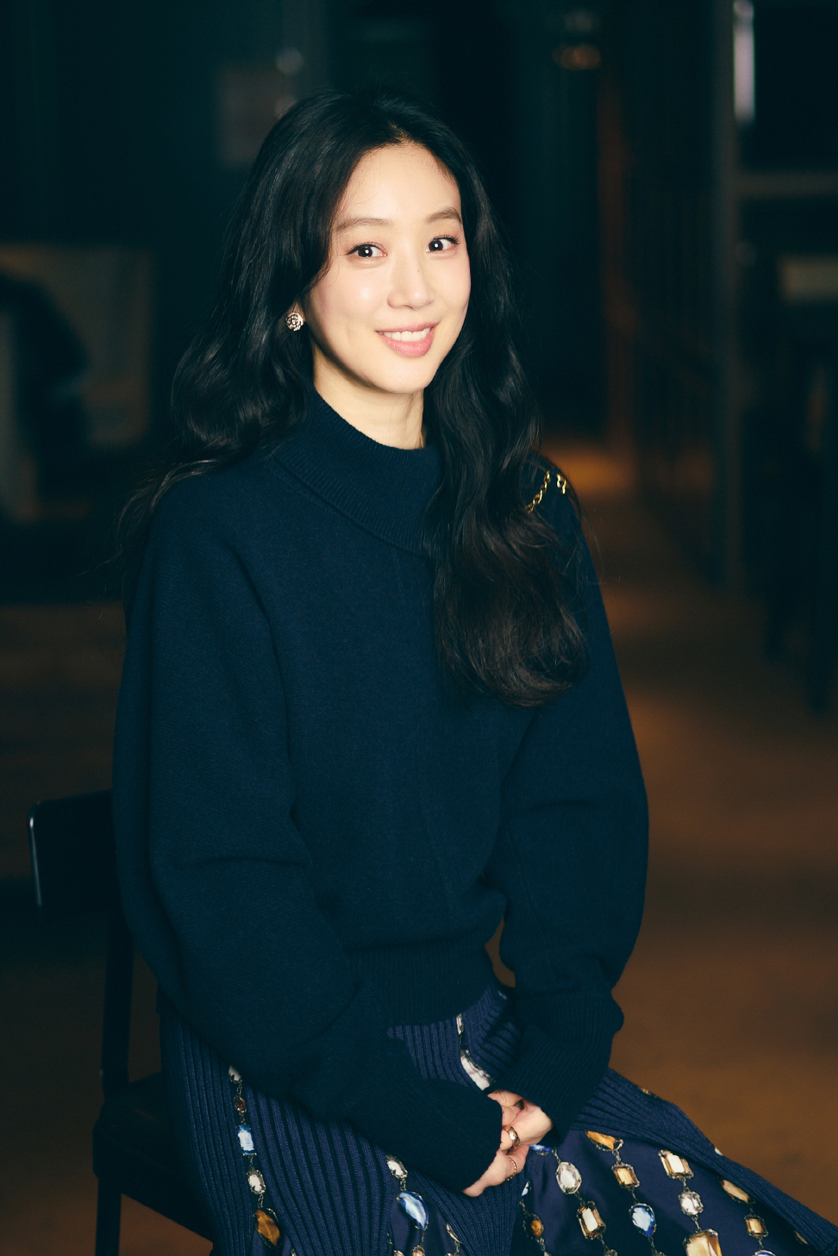 [SC인터뷰] "김연경도 보고 '꺅' 소리 질러"…'하얀 차' 정려원, …