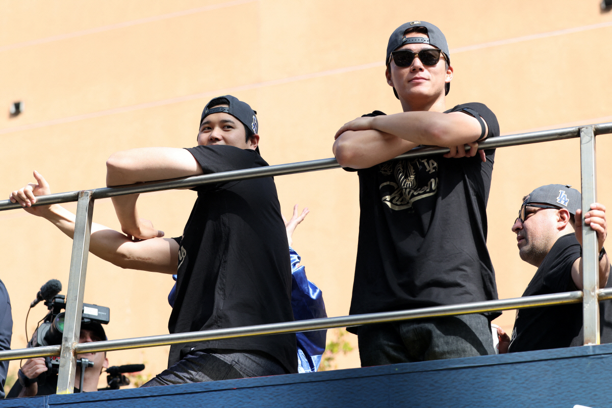 "정말 더럽네" 다저스 사사키, 도대체 日동료 야마모토와 무슨 일이