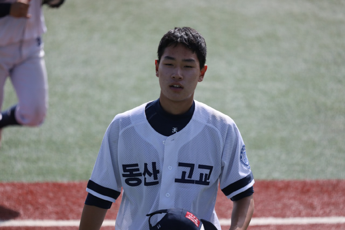 '롯데 1R 신인' 신동건, 고교 최동원상 수상 "심사위원 47.2% 지…