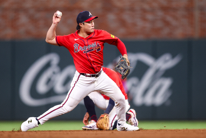 "김하성, FA 최고 유격수" 벌써 호평이다…ATL 잔류 포기, 최소 5…