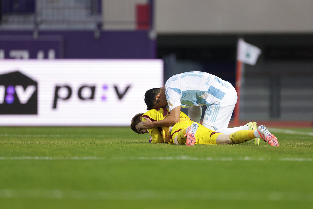 'MVP급 이동경 장착' 울산, 계속되는 위기 왜? 심판의 '몽니'→결국…