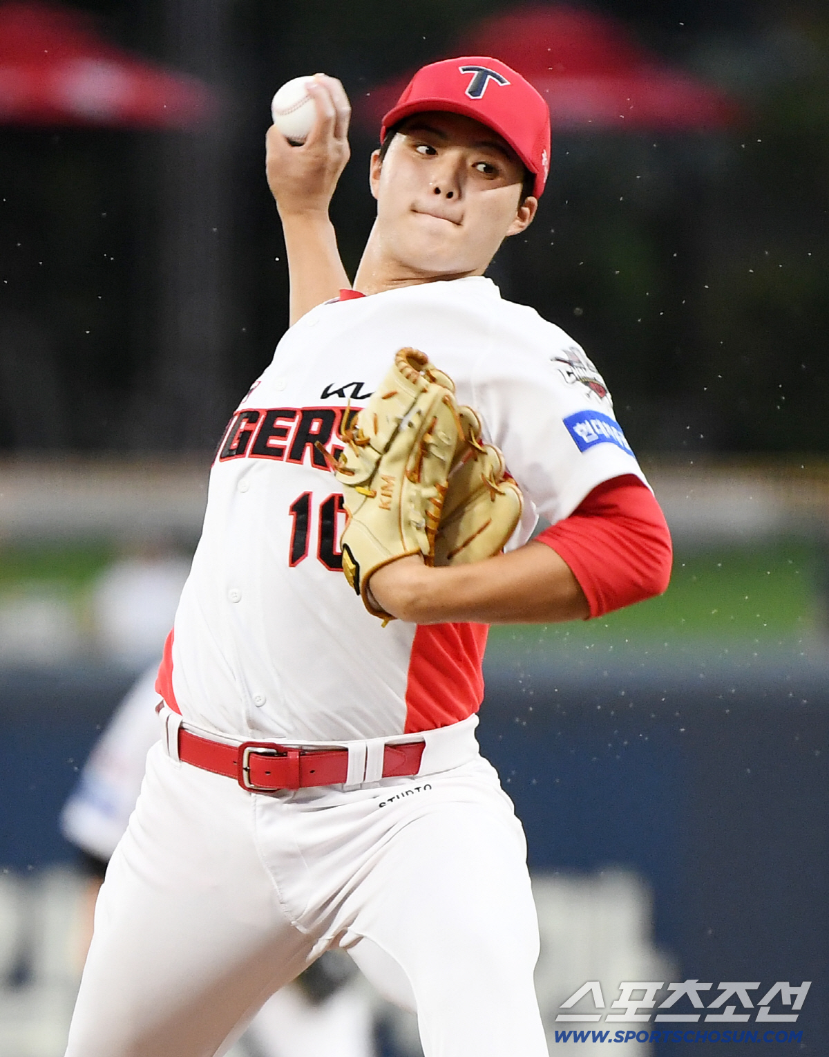 "내년 신인왕 되더라" 1R 특급 유망주 각성, KIA 국내 선발 경쟁 …