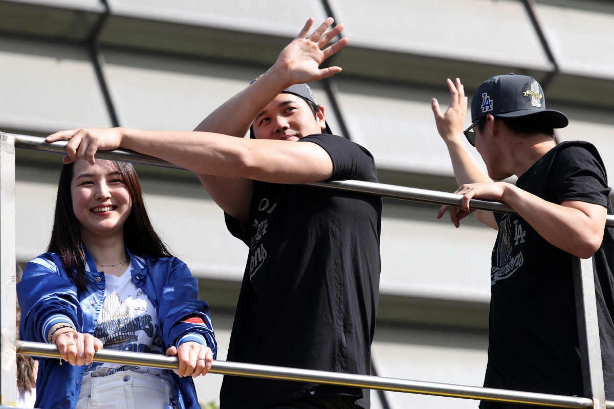 "내년에도 이곳에서 봅시다" 오타니의 '우승 중독증' 어찌하랴, 5만27…