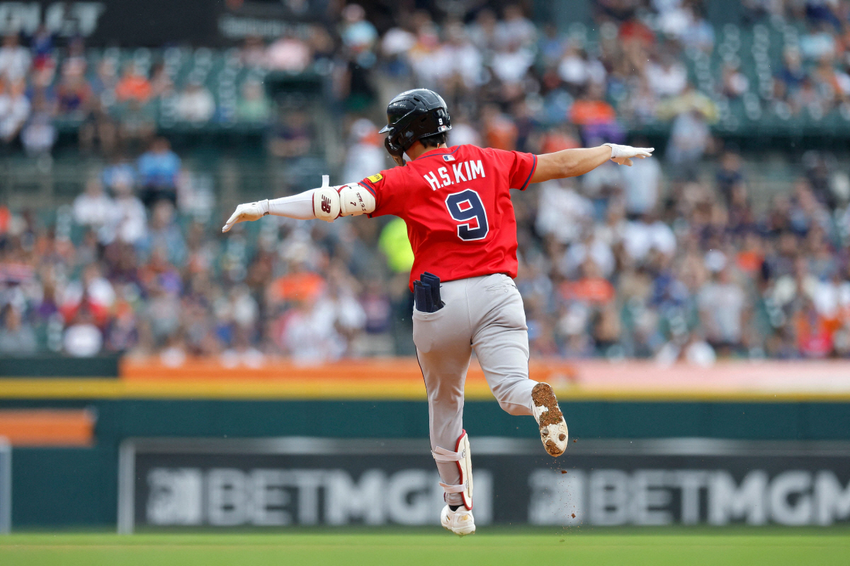 도대체 왜? 김하성, '퀄리파잉 오퍼' 자격 상실! → RYU는 다저스 …