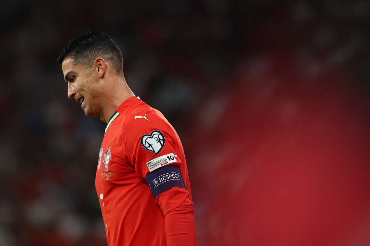 '안하무인' 호날두, 박지성한테도 나무랄 판...“메시가 더 위대” 루니…