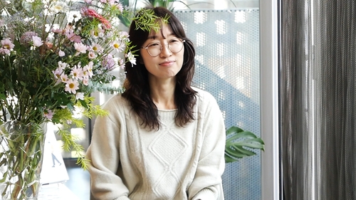 '별일' 최은미 "시공간 공유하는 타인을 향한 관심 담았죠"