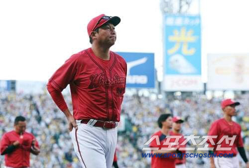 감독=아라이-타격코치=아라이, 75년 일본프로야구 첫 '1군 감독-코치'…